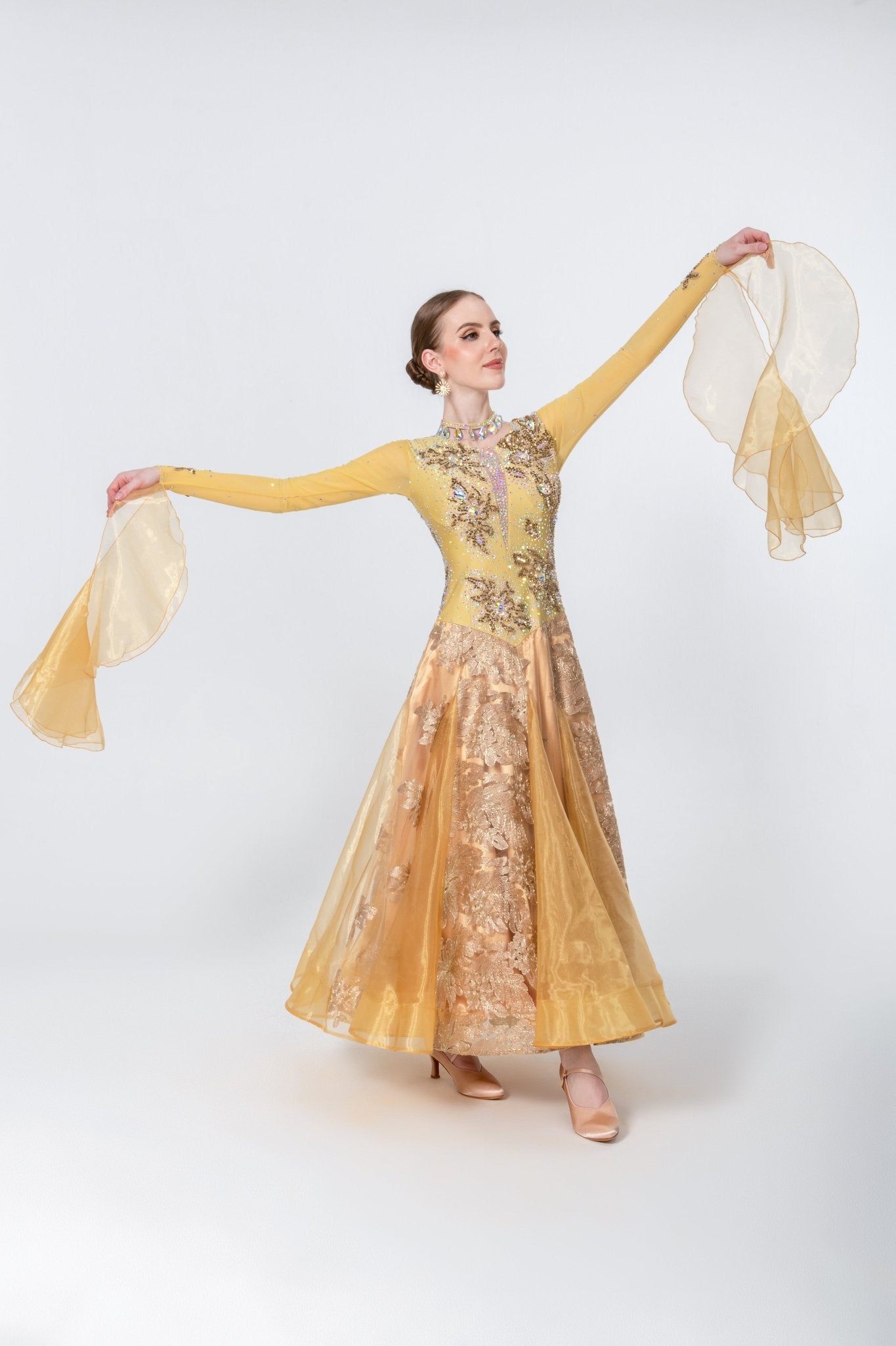 Crystalline Floral Standard Dress Standard/Smooth 