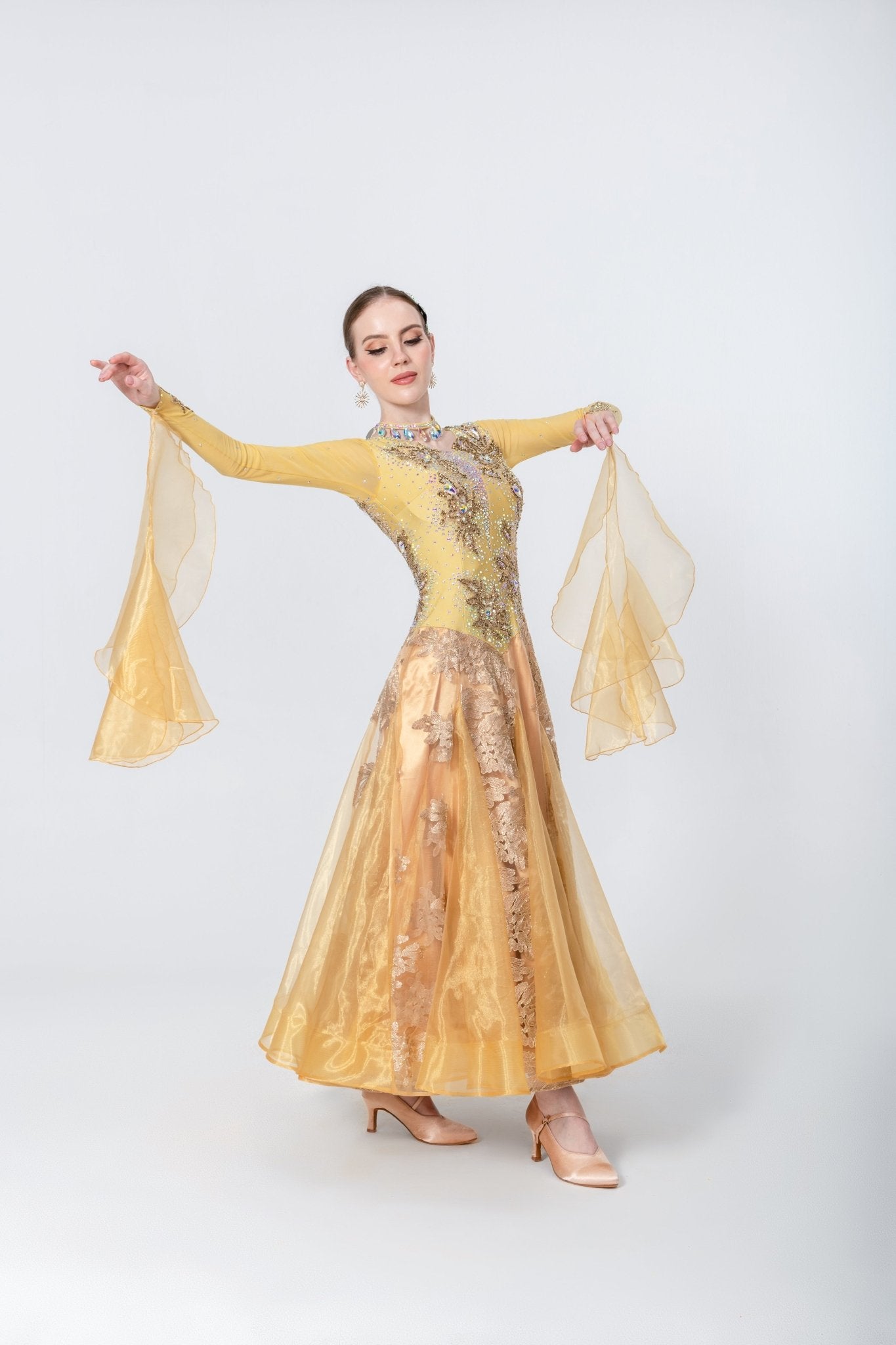 Crystalline Floral Standard Dress Standard/Smooth 